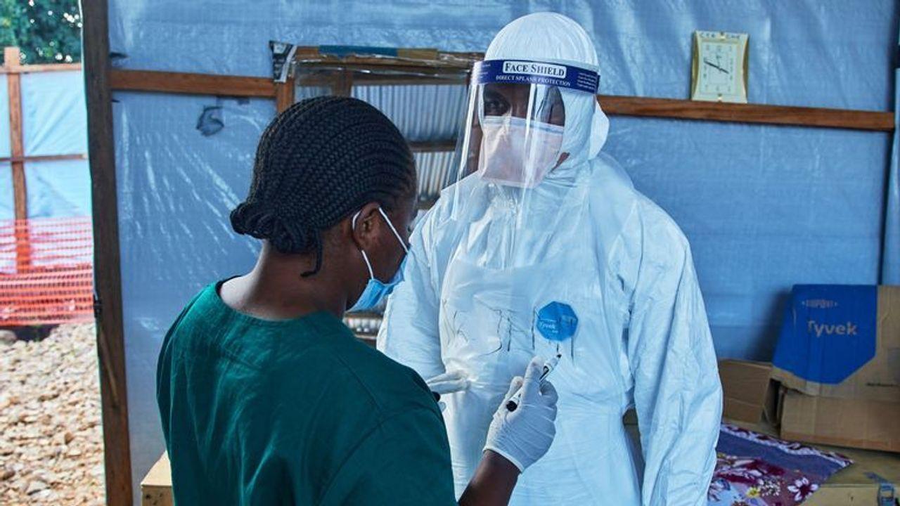 Kongo Demokratik Cumhuriyeti'nde Ebola salgınında vaka sayısı 2 bin 400'ü aştı