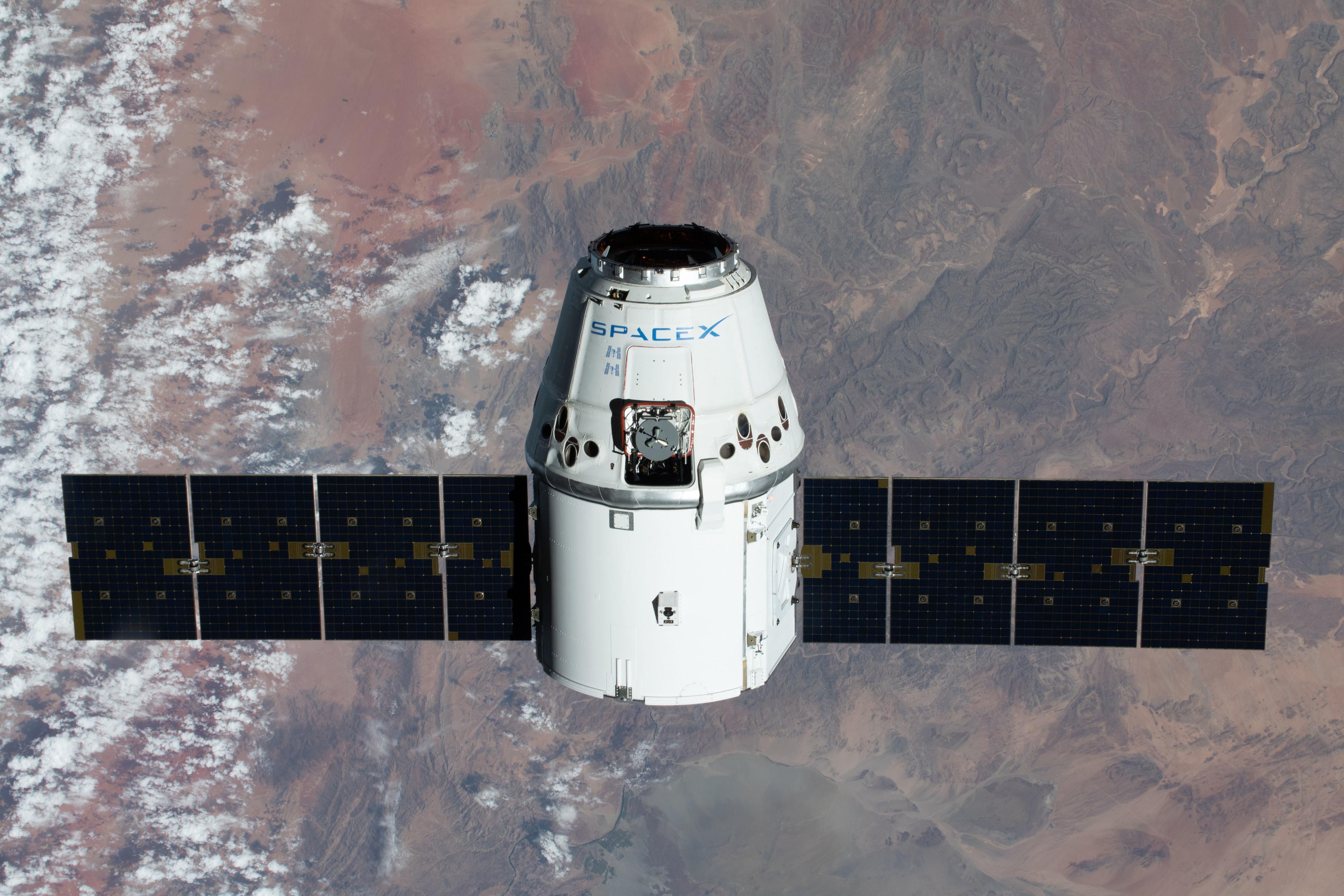 SpaceX, ABD hız rekorunu kırarak ISS'e ulaştı