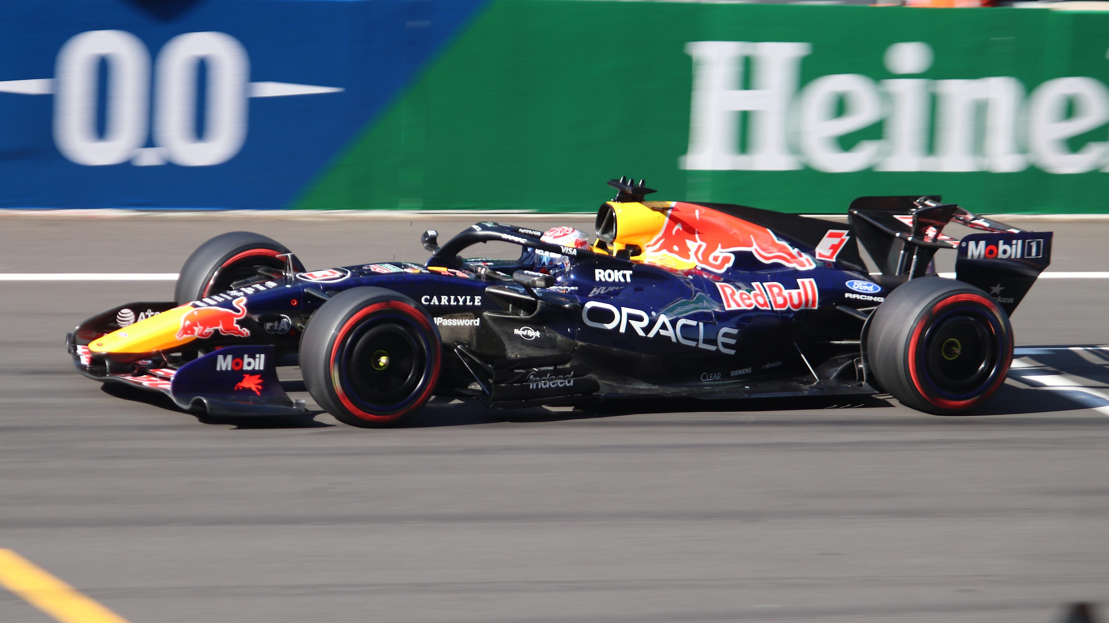 Red Bull, Max Verstappen ile sözleşme yeniledi