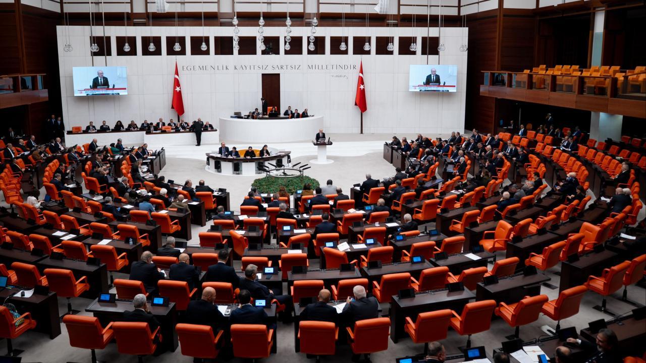 18 yaş altı suçlulara yönelik kanun teklifi yasalaştı