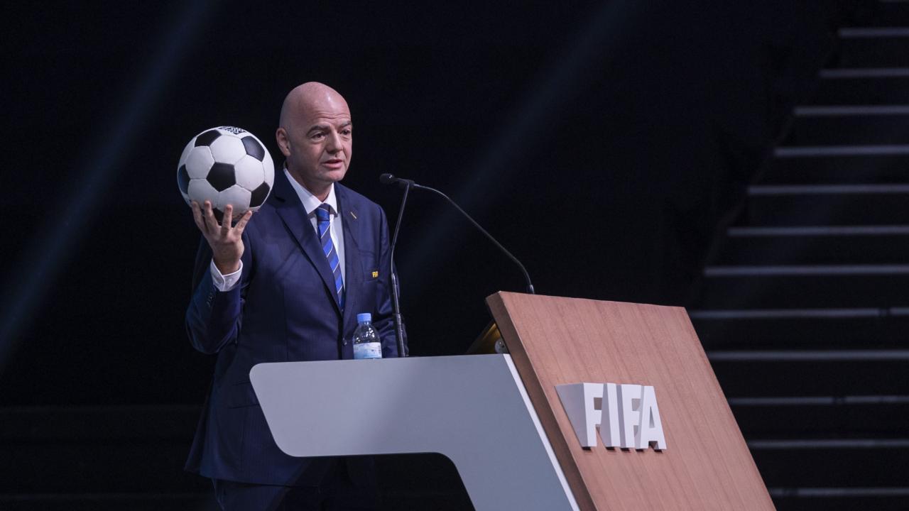 UEFA, FIFA Başkanı Infantino hakkında suç duyurusu hazırlığında