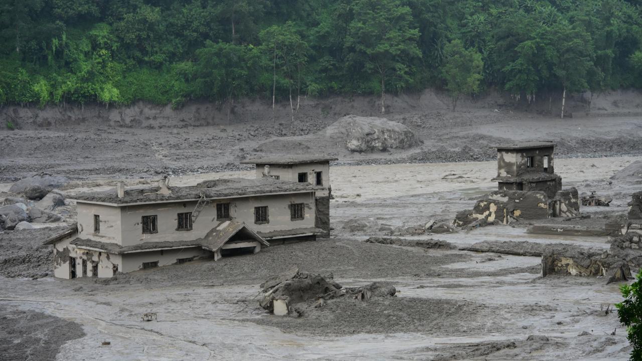 Nepal'de sel felaketinde ölü sayısı 157'ye çıktı