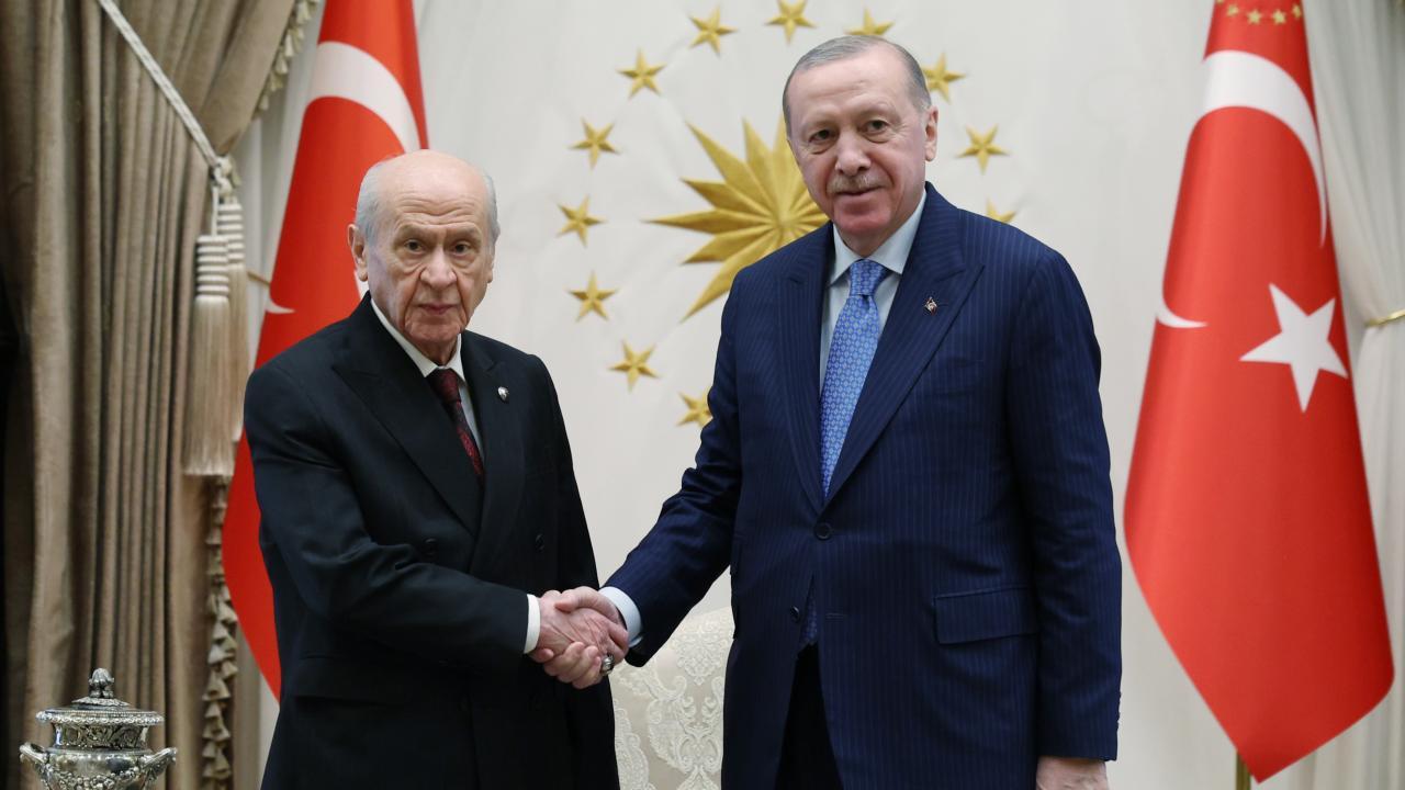 Erdoğan, Bahçeli'yi bugün saat 14.00'te kabul edecek