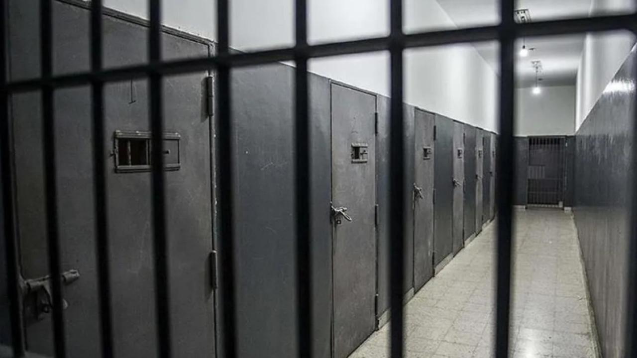 Dört cezaevinden kaçan 'firar sihirbazı' İspanya'da yakalandı