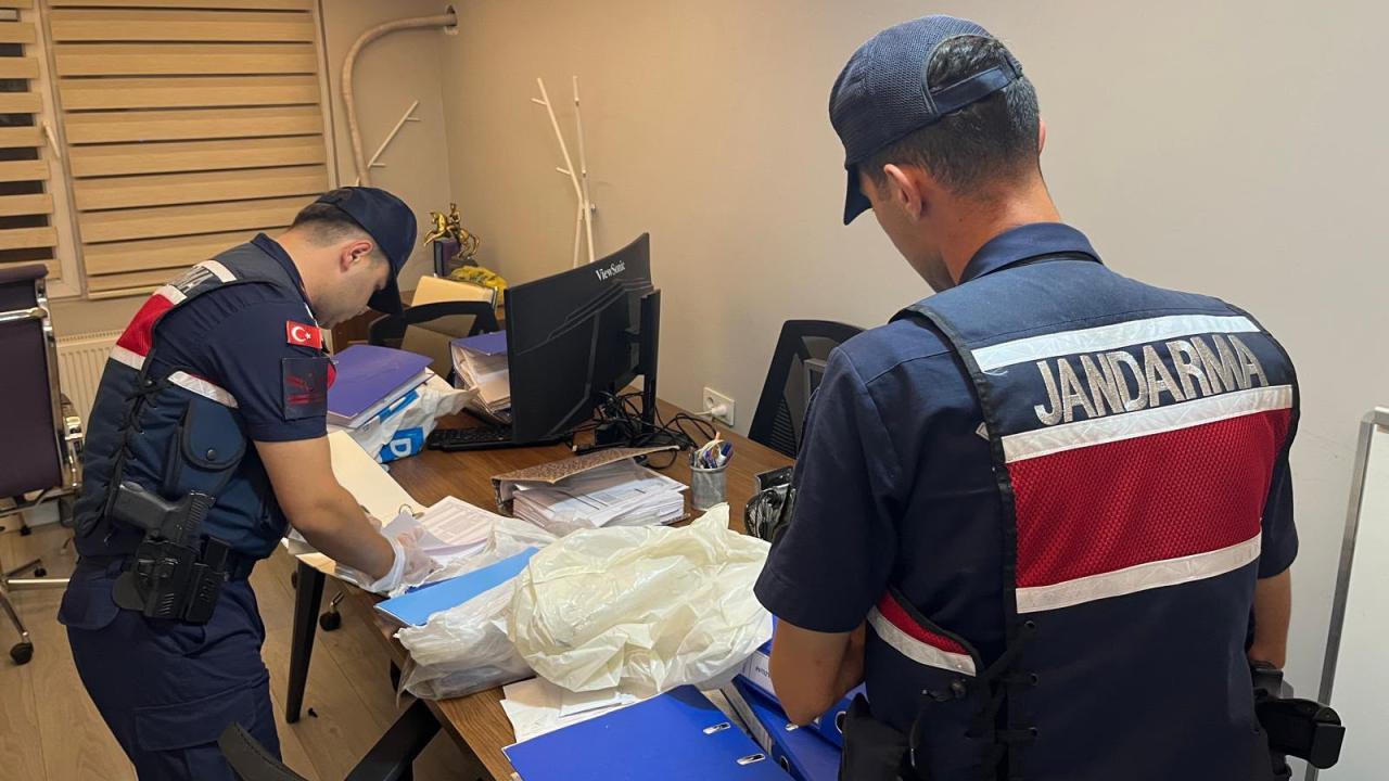 MİT koordineli operasyonda yazılım şirketine baskın: 5 gözaltı