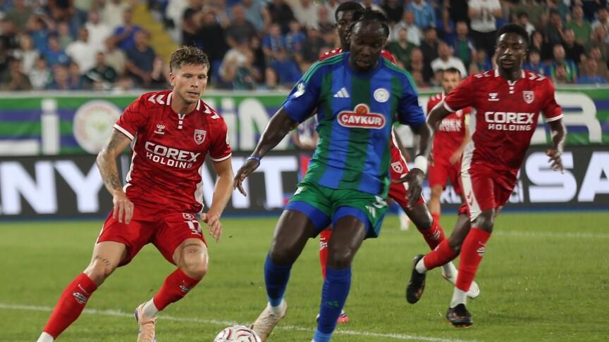 Samsunspor, Rizespor'u deplasmanda 2-0 yendi
