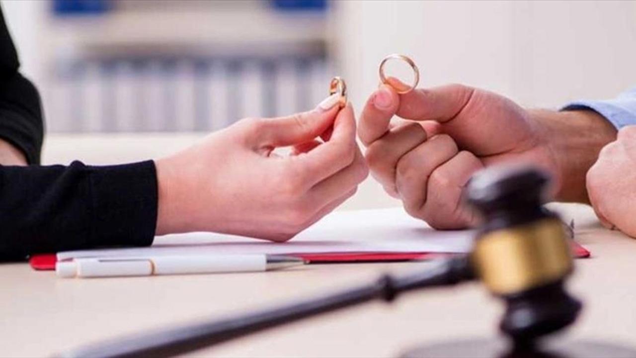 Anayasa Mahkemesi süresiz yoksulluk nafakasını iptal etti