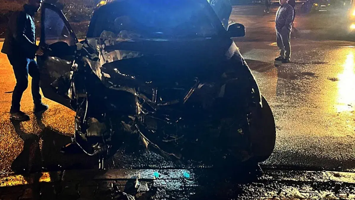 Niğde'de motosiklet ile ticari araç çarpıştı: 2 ölü, 1 yaralı