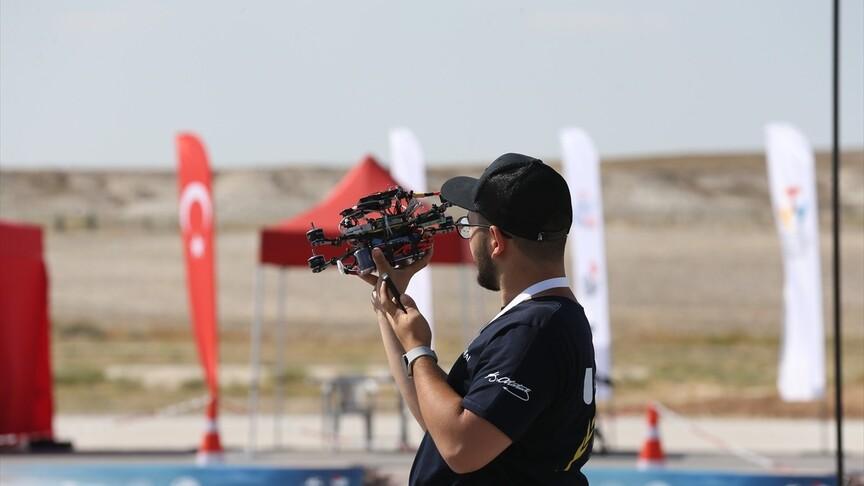 TEKNOFEST 2026'da FPV Drone İzleme Yarışması Eskişehir'de başladı