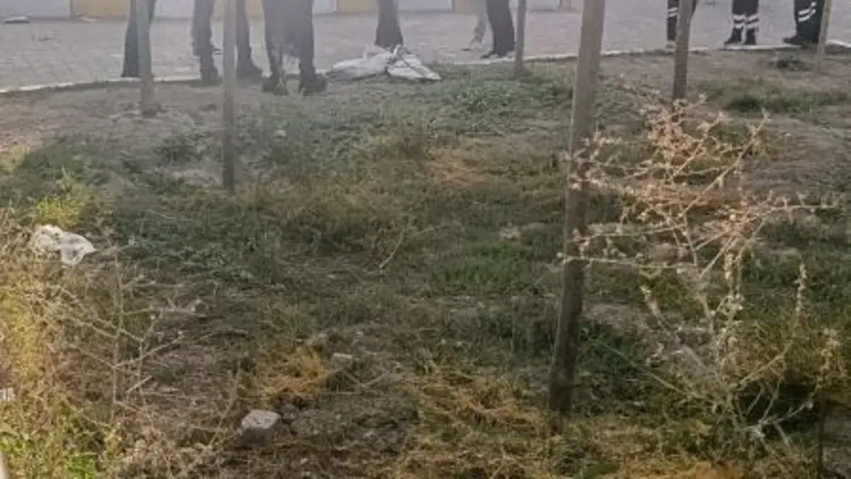 Van'da öğrenci pompalı tüfekle okula geldi, öğretmenler müdahale etti