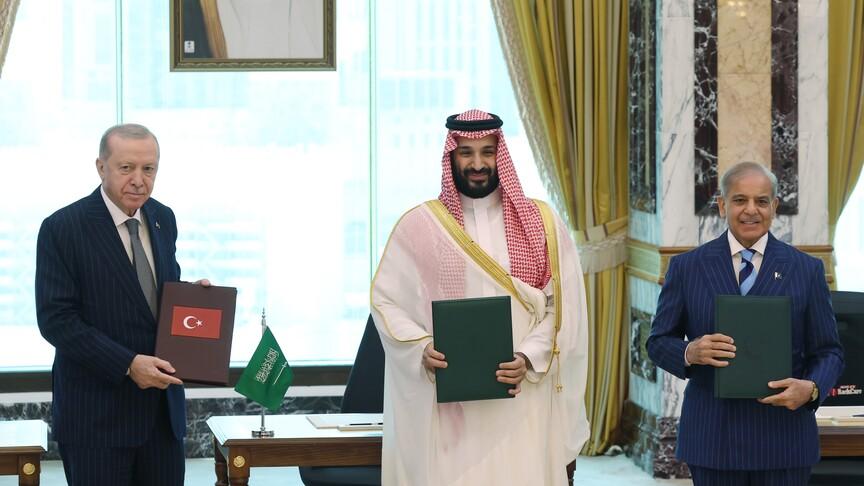İİT, Türkiye-Suudi Arabistan-Pakistan Mekke Anlaşması'nı destekledi