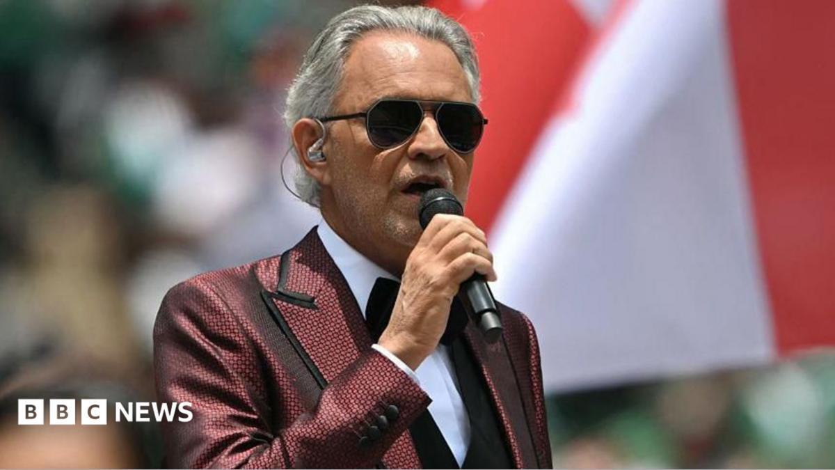 Bocelli konseri öncesi koro krizi: 40 grup etkinliği terk etti