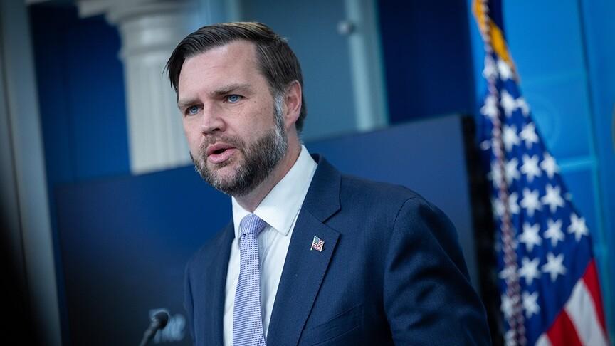 ABD Başkan Yardımcısı Vance: İran'a karşı en etkili araç ekonomik baskı