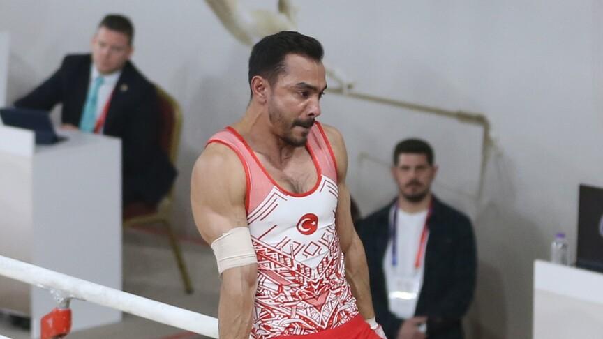 Ferhat Arıcan Avrupa Şampiyonası'nda gümüş madalya kazandı