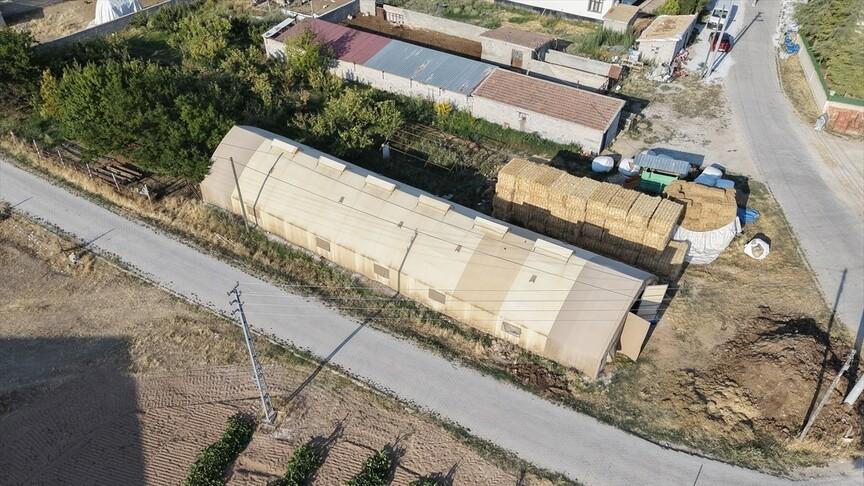 Aksaray'da portatif çadır ağıl projesi hayvanları koruyor