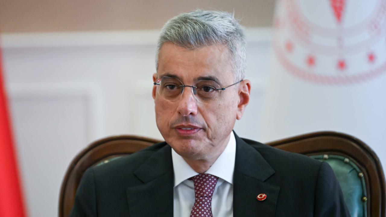 Memişoğlu: Sigara satışında yaş doğrulama geliyor