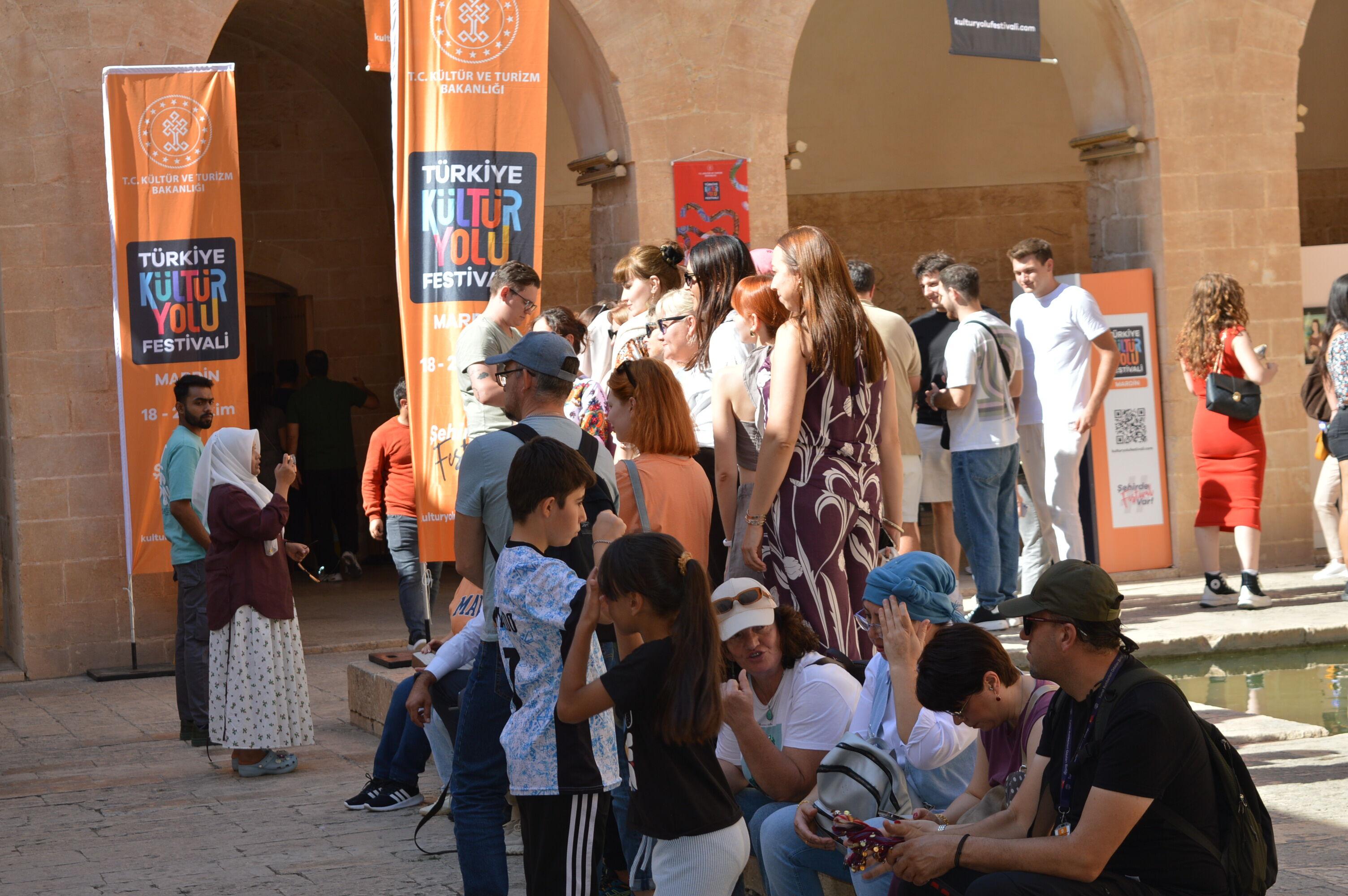 Mardin’de Kültür Yolu Festivali’ne Turist İlgisi