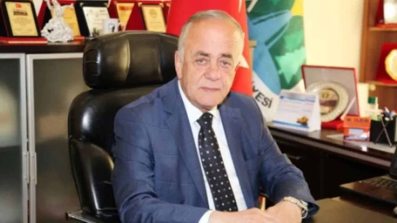 CHP'li Eski Başkana "Oğlumu işe almadın" Yumruğu!