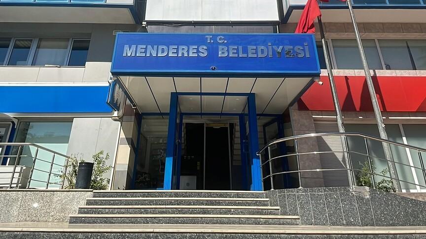 İzmir Menderes Belediyesi'nde rüşvet operasyonu: 13 gözaltı