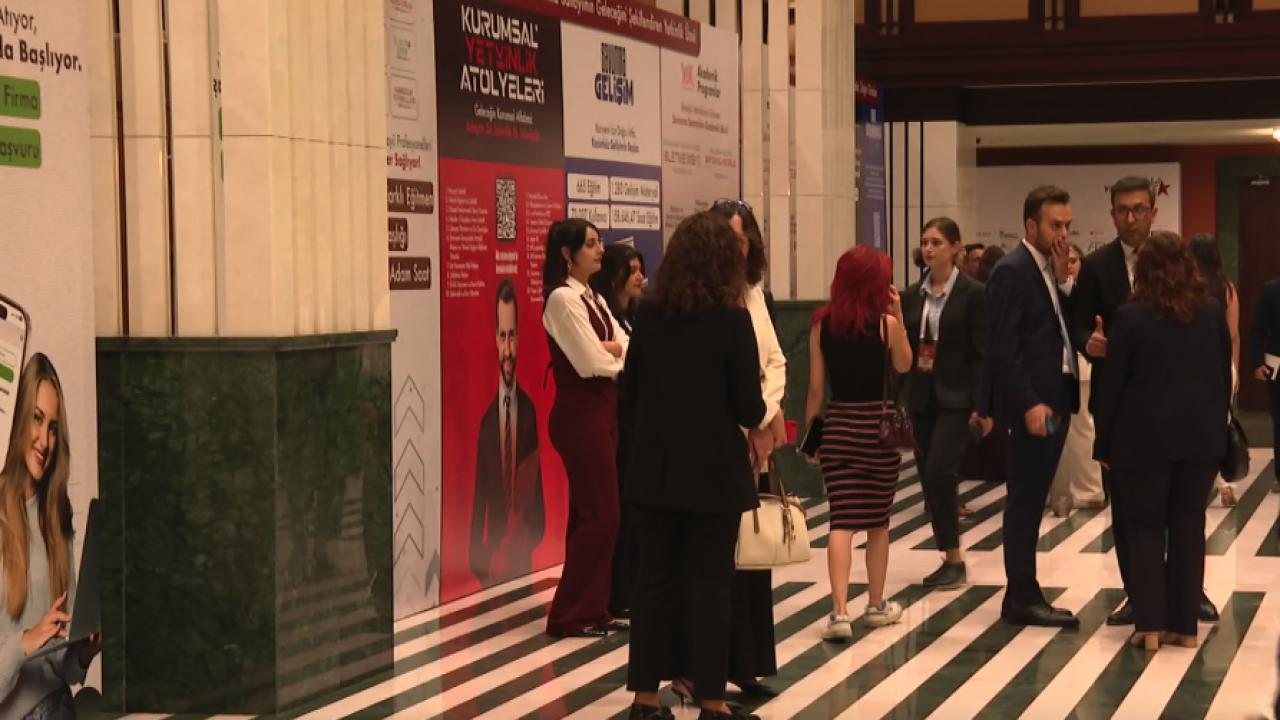 Savunma sanayii 2 yılda 500 bin kişiye eğitim verdi
