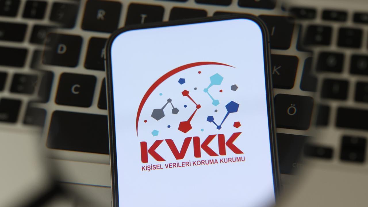 KVKK'dan uçak internet hizmetine 90 bin lira ceza