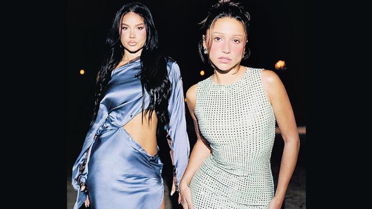 Türk oyuncular Paris moda haftasında sahne aldı