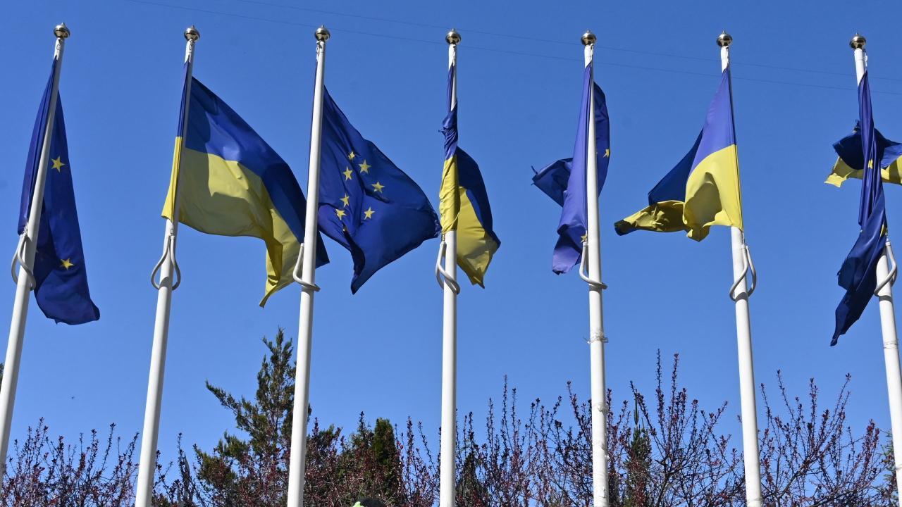 AB, Ukrayna için 6,6 milyar avroluk fonu serbest bıraktı