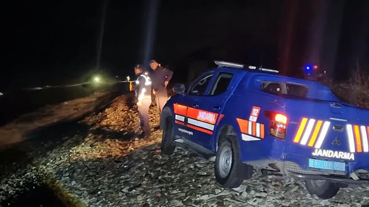 Sinop'ta tekne alabora oldu: 1 polis memuru hayatını kaybetti, 1'i kayıp