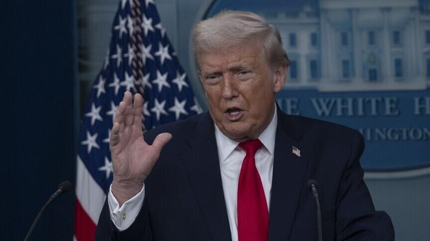 Trump: Ara seçimlere kadar İran'a saldırı düzenlemeyeceğiz