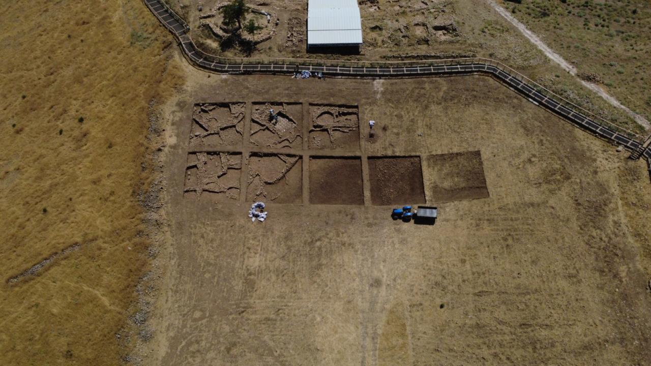 Göbeklitepe'nin kuzeyinde ilk kez kazı başlatıldı