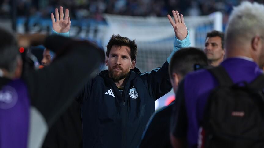 Messi 21 yıllık milli takım kariyerini noktaladı